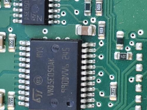 VND5E050AK 大众J519途观斯柯达明昊锐BCM转向灯常亮IC芯片模块