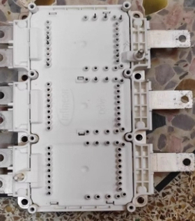 FS820R08A6P2B 新能源压缩机IGBT电源模块进口拆机测量好