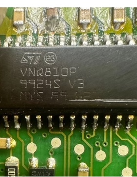 VNQ810P 汽车电脑板芯片 贴片28脚芯片 全新