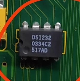 全新 DS1232 DS1232LP DS1232L 直插 DIP-8 监控器芯片 质量保证