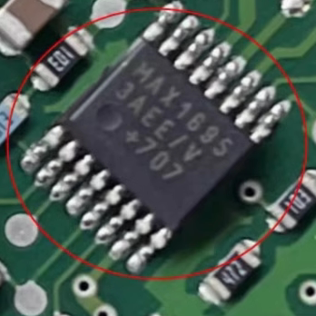 MAX16953AEE/V 汽车电脑板电源开关稳压器IC芯片