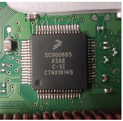 SC900685A3AE 汽车电脑板芯片 二手带板子的