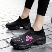 女防滑登山鞋 爬山鞋 女式 外穿广场舞一脚蹬袜子鞋 健步鞋 轻便户外鞋