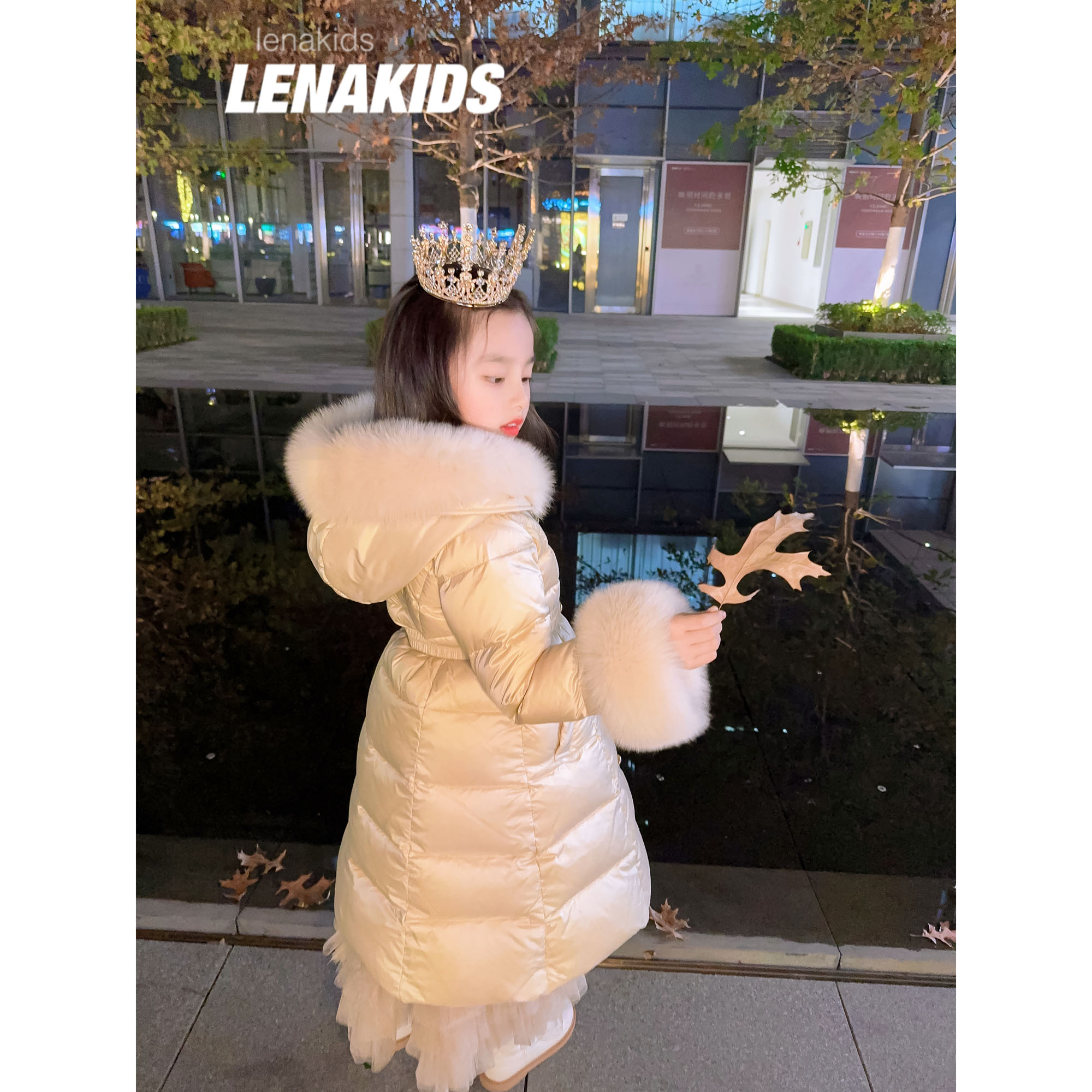 Lenakids 大长款狐狸毛90白鸭绒时髦女童羽绒服23122702