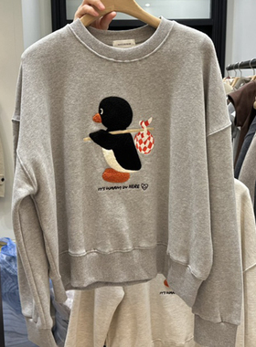 现韩国东大门女装NOTTINGHAM2025冬百搭洋气企鹅刺绣圆领加绒卫衣