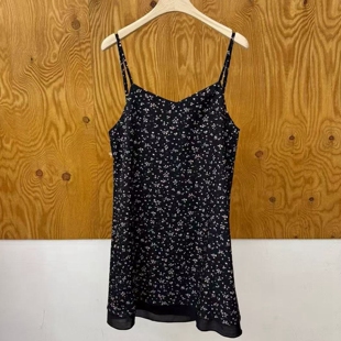 韩系简约V领碎花吊带连衣裙 新款 现韩国东大门代购 project2026春季