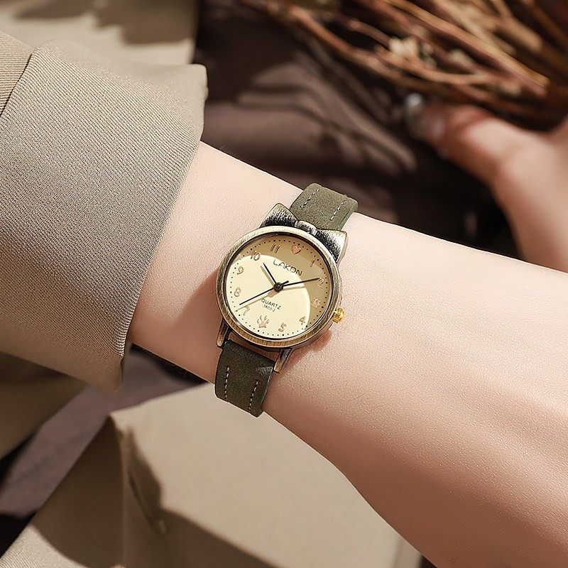 儿童手表女款女童小学生时尚简约潮流女生高颜值复古显白气质腕表,手表,国产腕表,淘宝优惠券,粉丝福利购,淘宝优惠卷