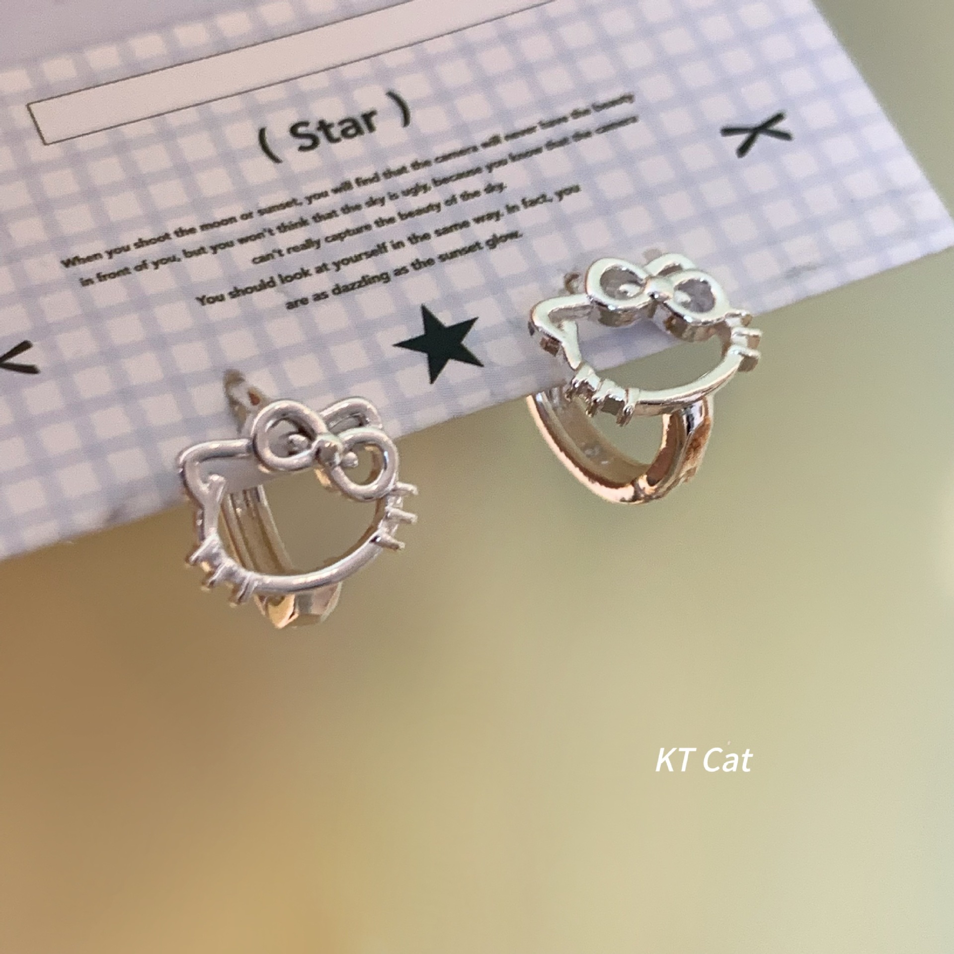 可爱风时尚kitty猫耳扣设计感小众精致甜美风耳钉ins气质百搭