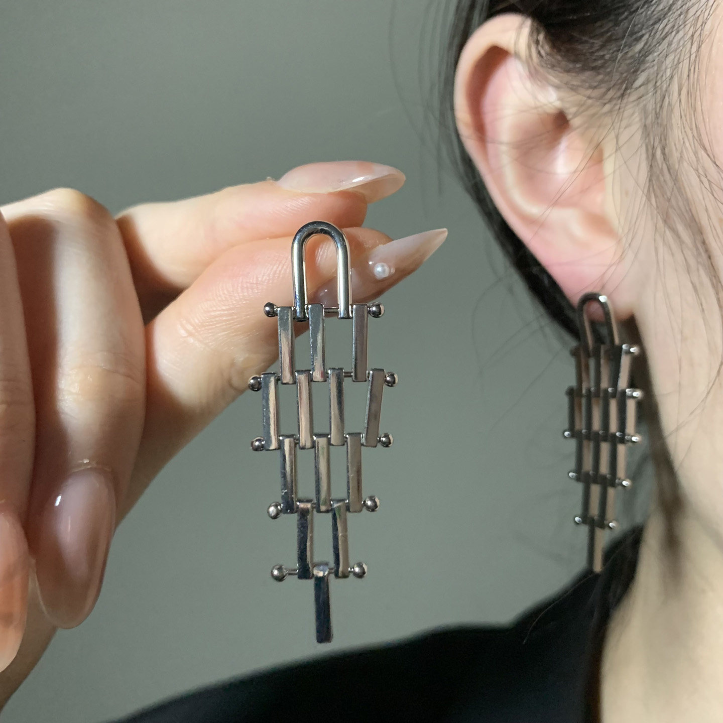 HEY TAO冷淡风银色金属几何流苏耳钉女款时尚个性耳环高级感耳饰