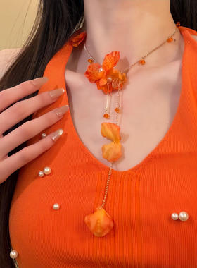 HEY TAO度假风氛围感花朵项链橙色花瓣流苏锁骨链choker颈链配饰
