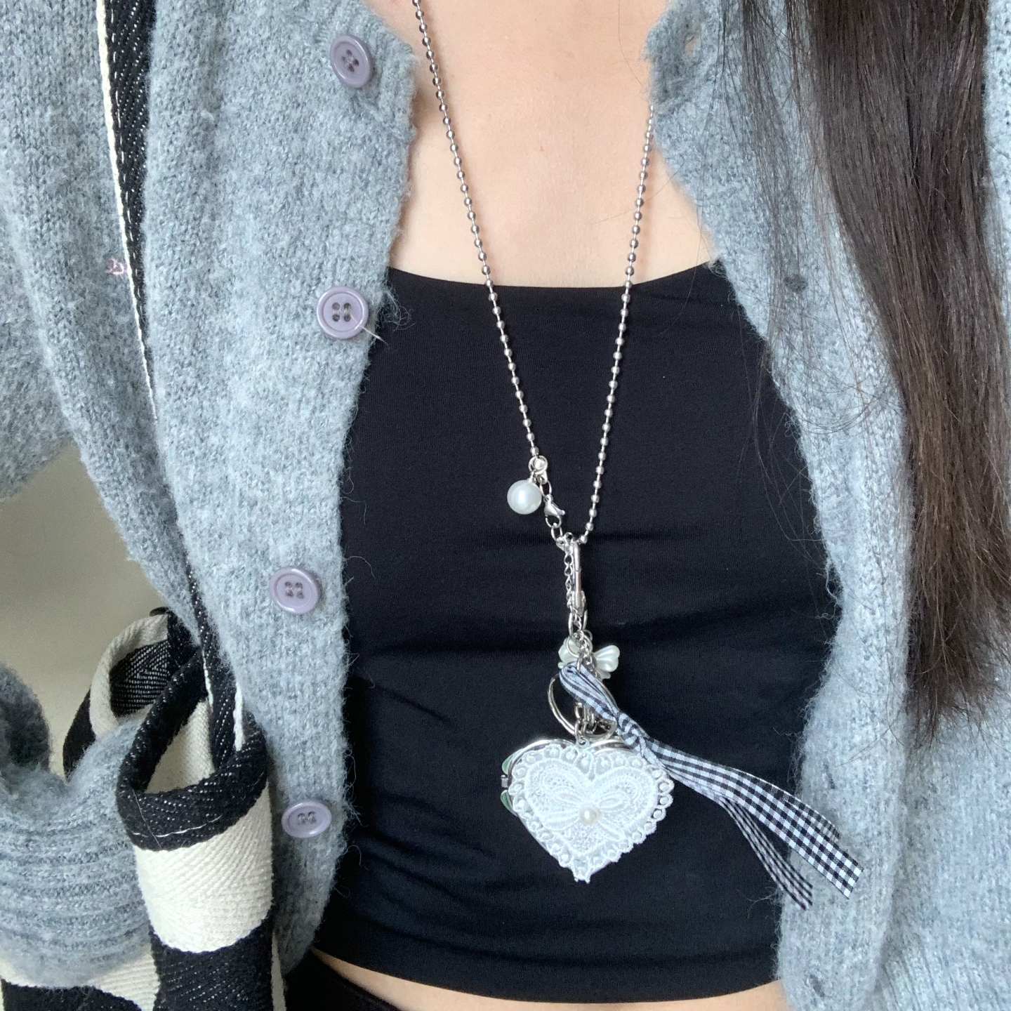 HEY TAO甜酷辣妹蕾丝爱心项链女时尚ins风百搭长款金属挂脖毛衣链