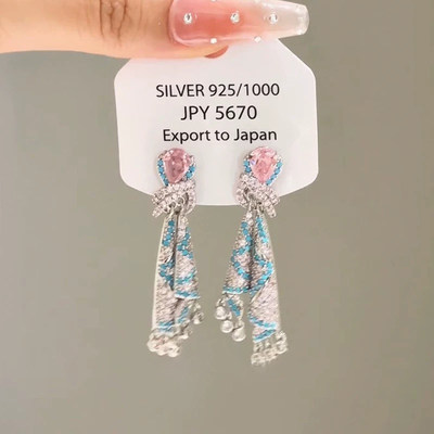 异域风情闪钻裙摆精致度假耳钉女