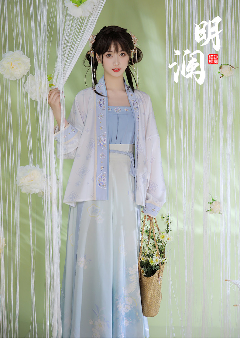 宋制对襟齐腰襦裙,对襟齐腰襦裙_大山谷图库
