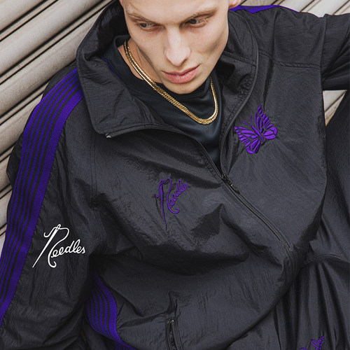 亲肤尼龙联名蝴蝶刺绣宽松夹克