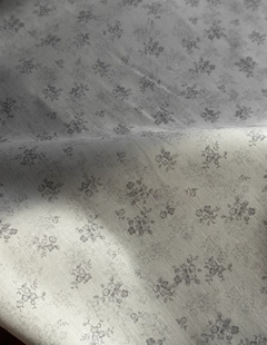灰小花款 宽1.45米左右 40支 7559面料 纯棉布料 一米
