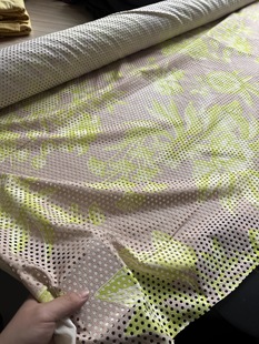 宽1.45米左右 黄色花 户外面料 圆点 镂空