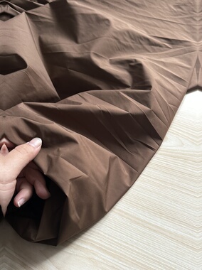 2.5米 巧克力色 美拉德风格 羽绒服面料0019