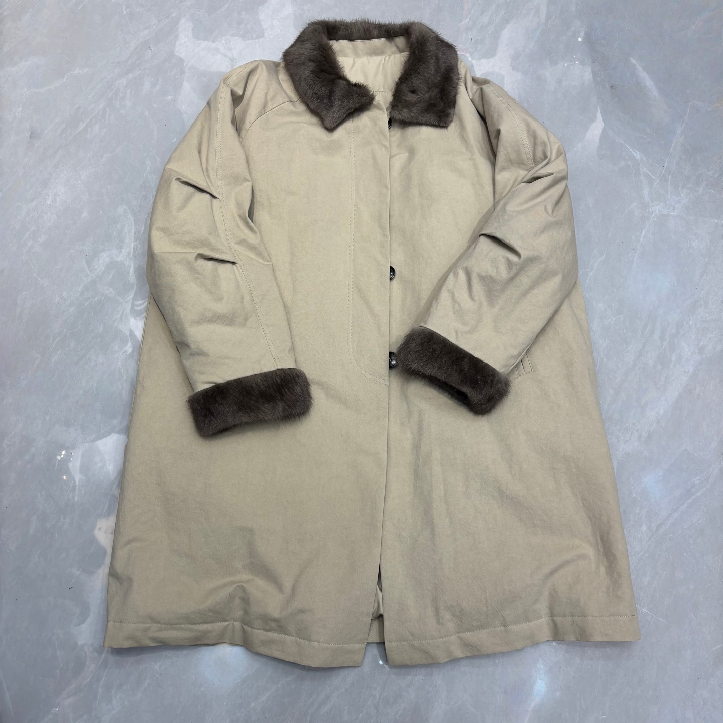 巴恩风长款白鹅绒水貂领羽绒服女2025冬季新款显瘦轻奢派克服外套