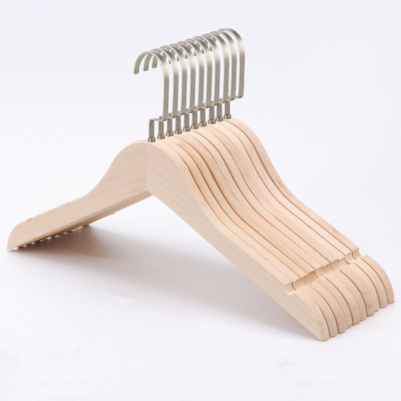 부드러운 장식 모델 룸 의류 디스플레이 소품 옷장 휴대품 보관소 장식 장식품 나무 가죽 금속 옷걸이 및 지지대