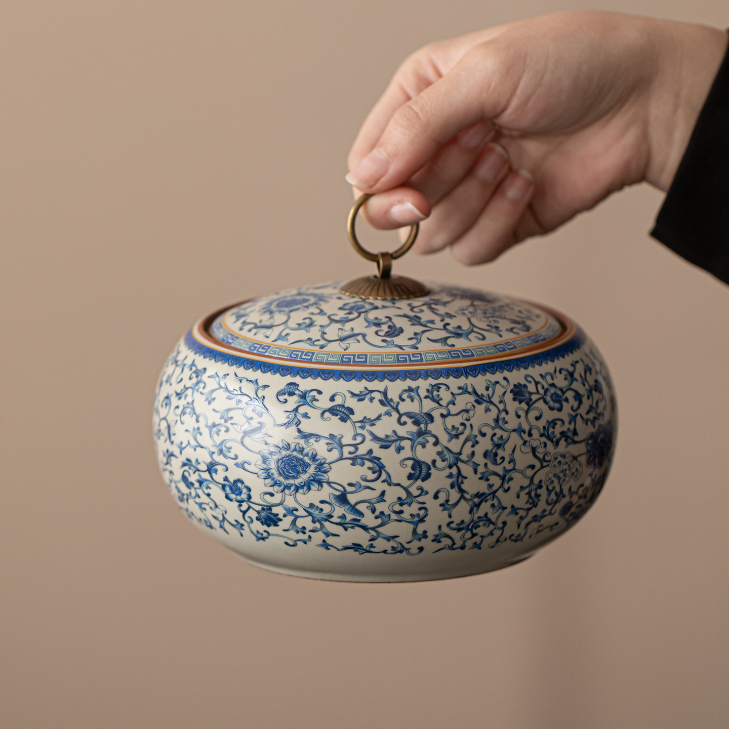青花汝窑陶瓷茶叶罐精品高档绿茶白茶普洱茶防潮罐中式密封储存罐