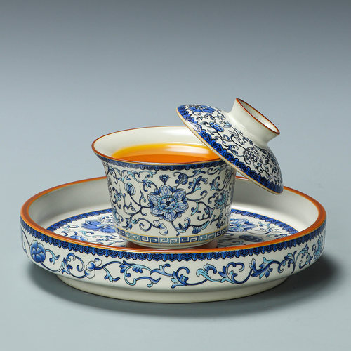 米黄汝窑缠枝莲可悬停旋转盖碗