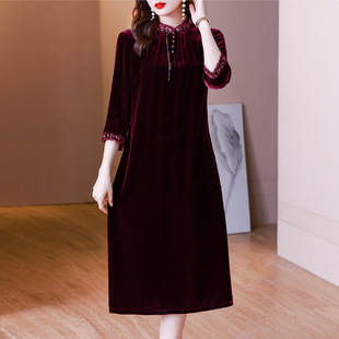 布9578真丝绒连衣裙七分袖2025秋冬新款改良旗袍时尚显瘦绣花礼服