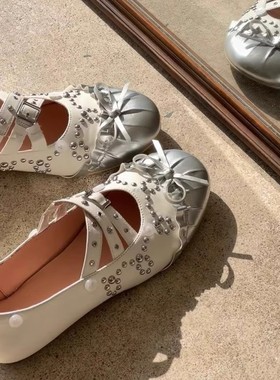 法式小纽扣平底软底少女感浅口芭蕾舞鞋朋克风铆钉蝴蝶结玛丽珍鞋