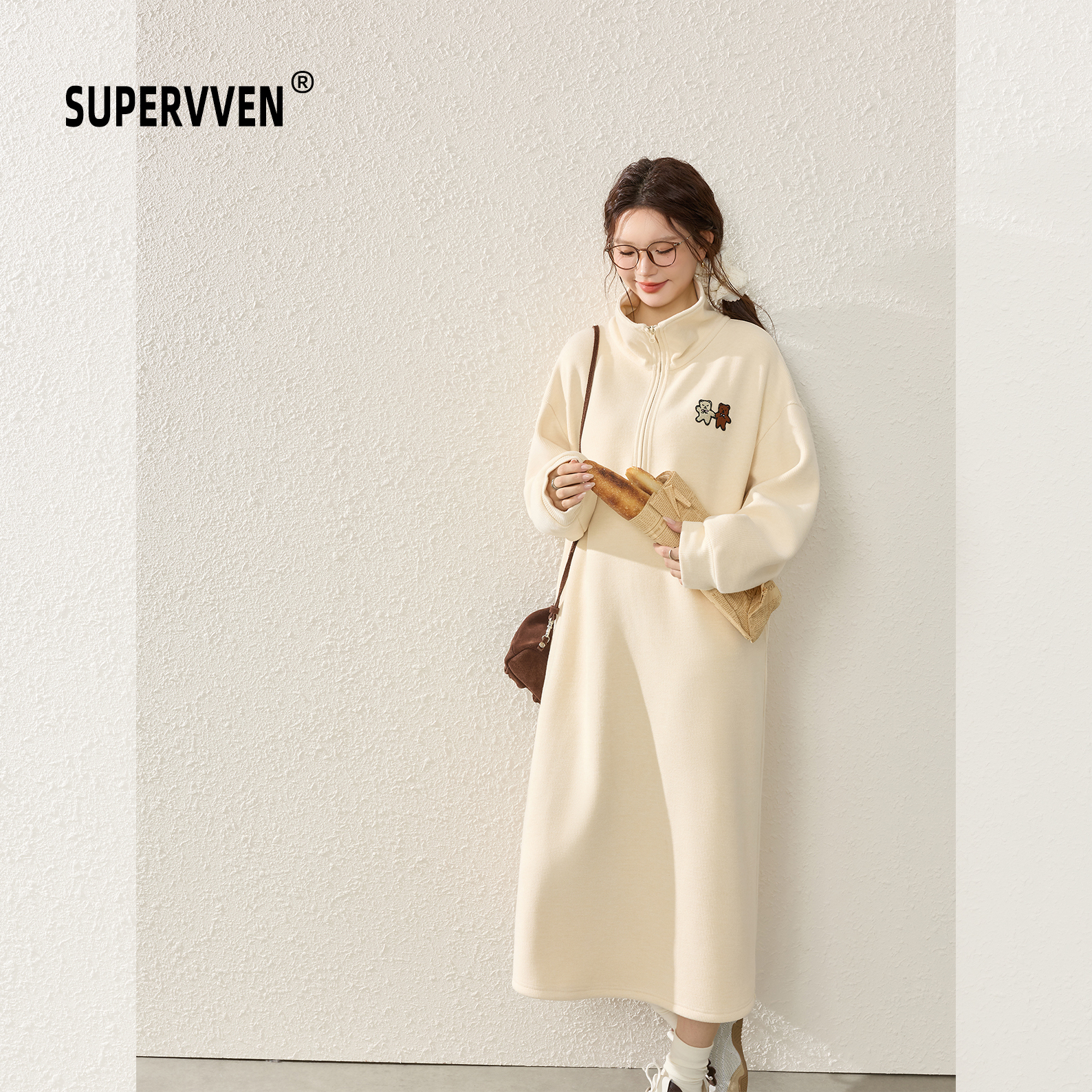 超级文 上林繁花刺绣宽松显瘦加绒保暖翻领卫衣连衣裙女微胖大码