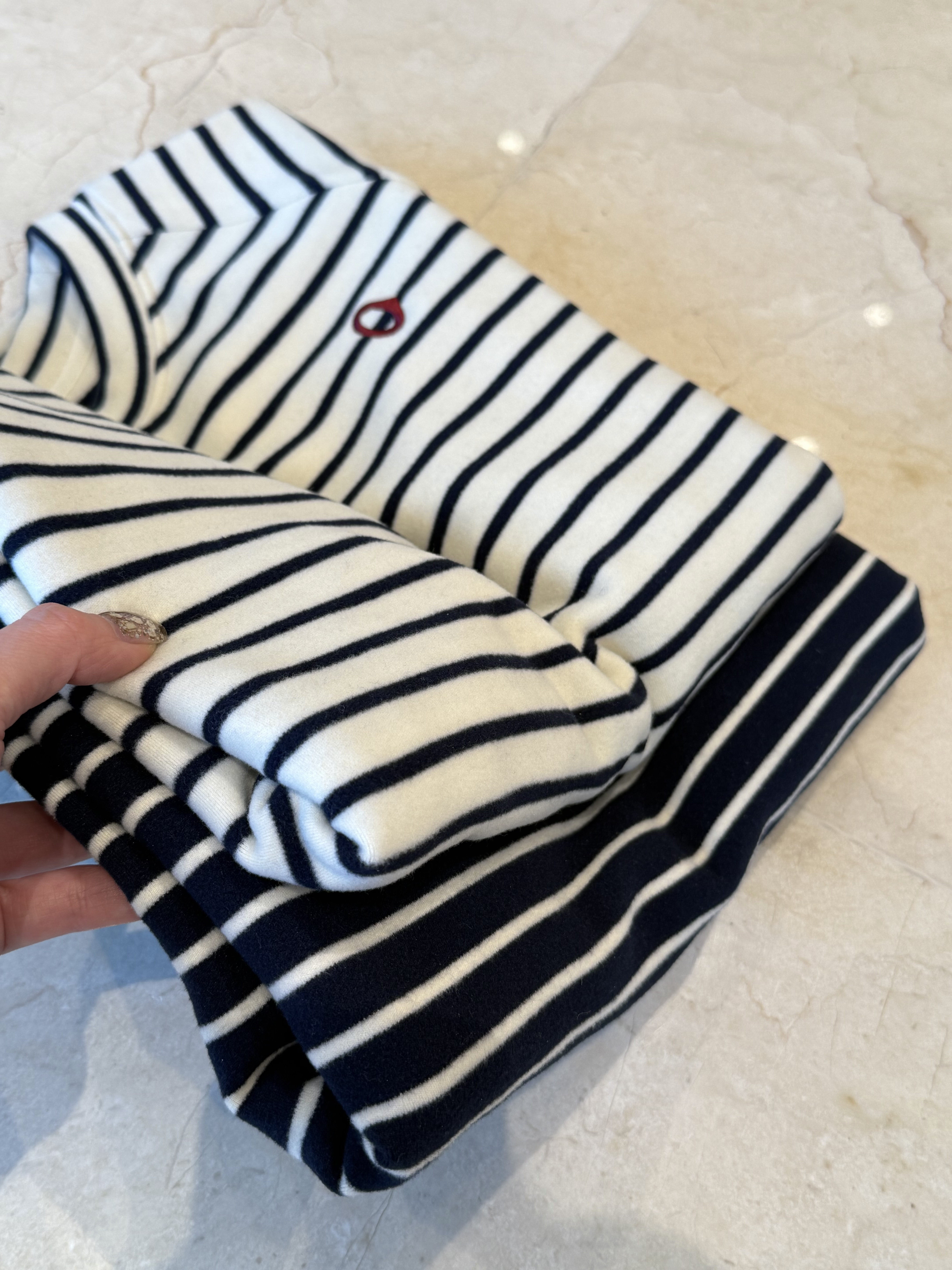 实拍～秋冬吸湿发热轻量磨毛条纹长袖,模玩/动漫/周边/娃圈三坑/桌游,动漫T恤/鞋帽/服装,淘宝优惠券,粉丝福利购,淘宝优惠卷