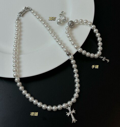 珍珠项链手链耳钉女小众轻奢高级感复古风锁骨链配饰