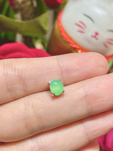 缅甸翡翠A货正品 冰种晴水绿蛋面耳钉S925银镶嵌单个男女士可佩戴