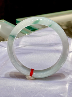 缅甸天然翡翠A货正品 冰种飘绿花50圈口正圈手镯上手时尚百搭新颖