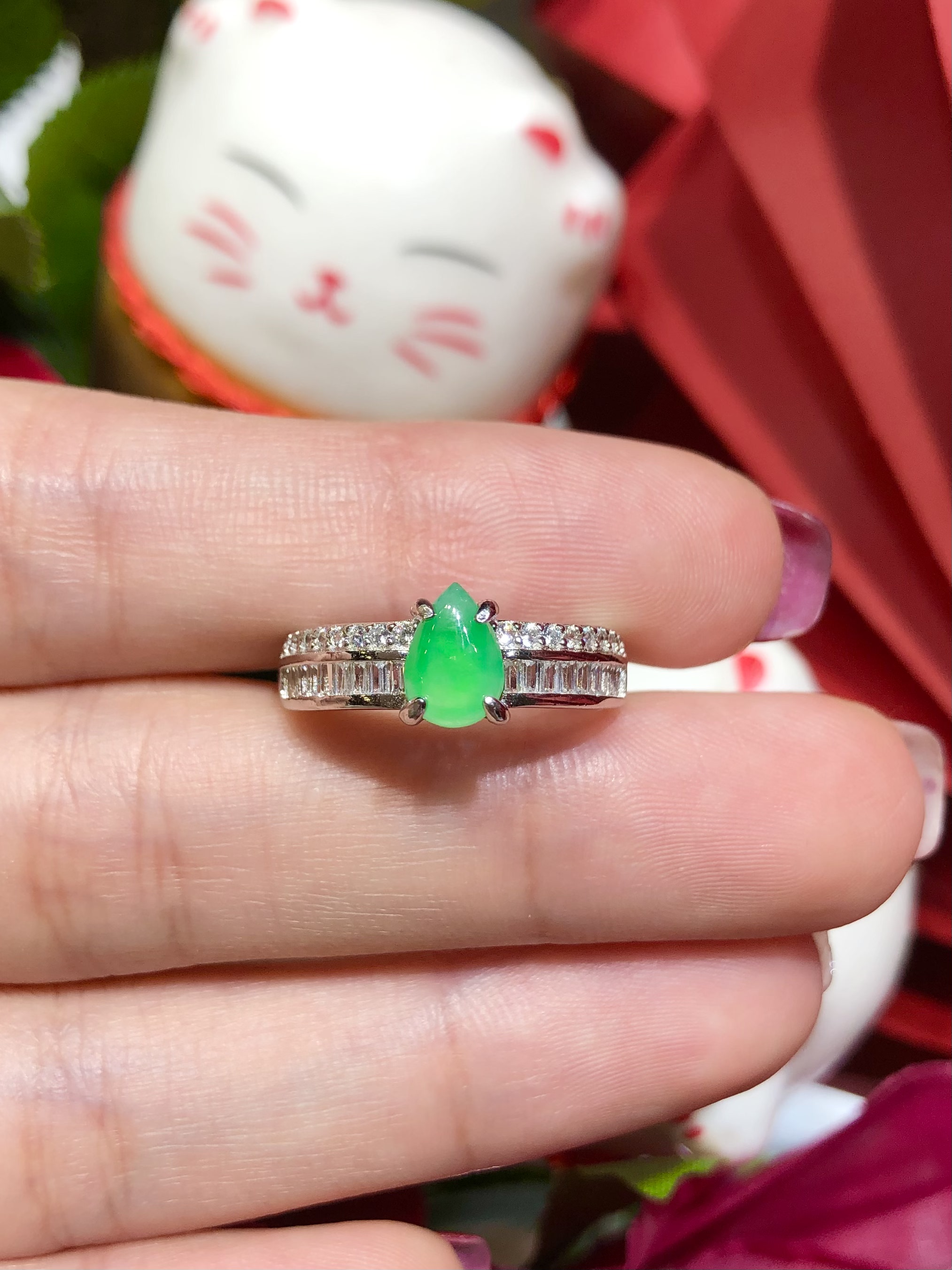 缅甸翡翠A货正品 冰种水润阳绿起光水滴戒指S925银时尚百搭大气款
