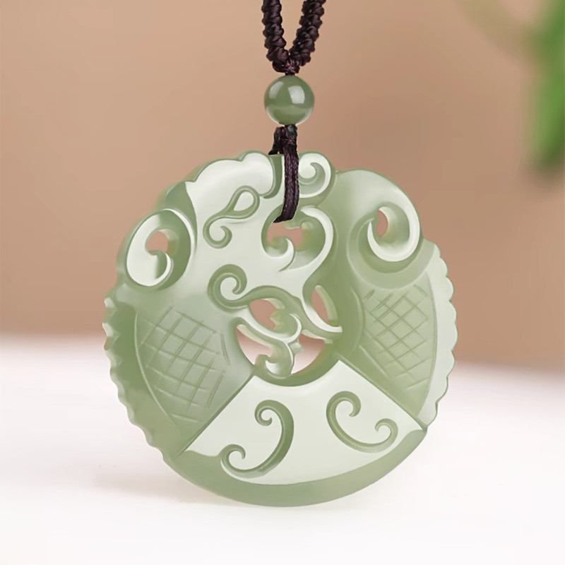 和田玉鱼化龙吊坠男女款生肖龙