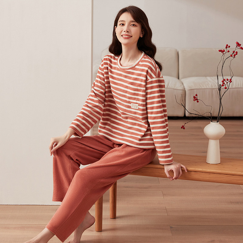 顶呱呱睡衣套装女秋冬摇粒绒家居服圆领条纹宽松可外穿居家服休闲