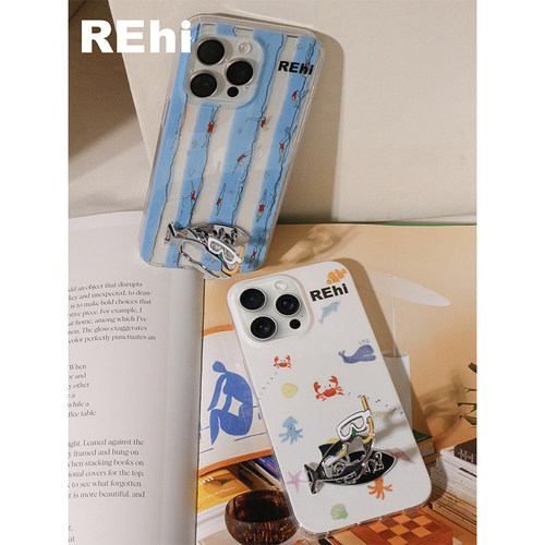 REhi 潜水摸鱼手机壳 原创夏日透明imd壳 趣味鱼金属支架iPhone15 ProMax