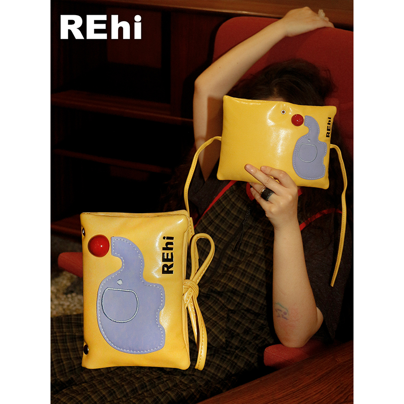 REhi漂浮大象护照夹大容量
