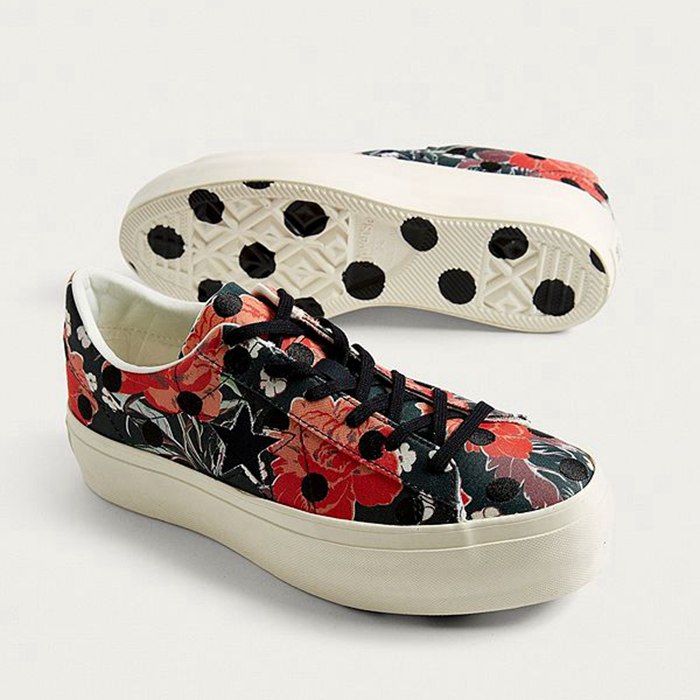 ÃÀ¹ú´ú¹ºÕýÆ·converse Chuckºñµ×»¨¶ä²¨µãËɸâÅ®°åЬÇ^пî