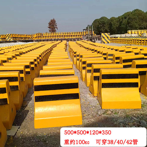 水泥墩全国多厂就近货发混凝土