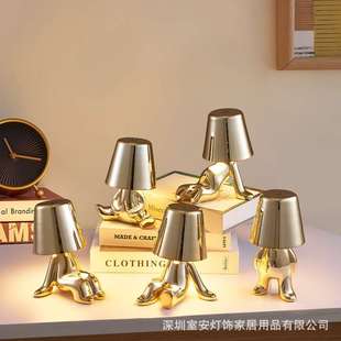 小金人充电台灯思考者创意拍拍灯现代简约诞装饰夜灯餐厅氛围灯