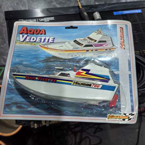 可议价法国Macadam AQUA VEDETTE电动船模型，