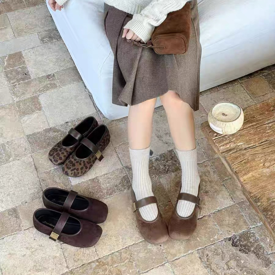 复古风一字扣玛丽珍鞋女2025秋冬平底圆头浅口单鞋少女百搭舒适,女鞋,玛丽珍鞋,淘宝优惠券,粉丝福利购,淘宝优惠卷