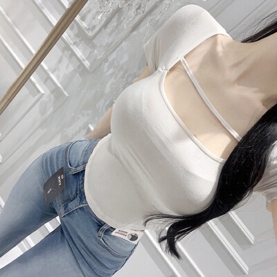 韩国东大门短袖不规则镂空显胸