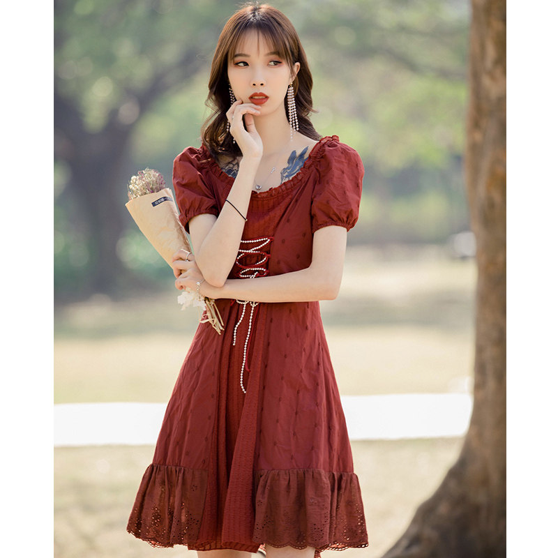 魅影仙女夏季法式赫本风气质小个子中长款裙子收腰显瘦短袖连衣裙