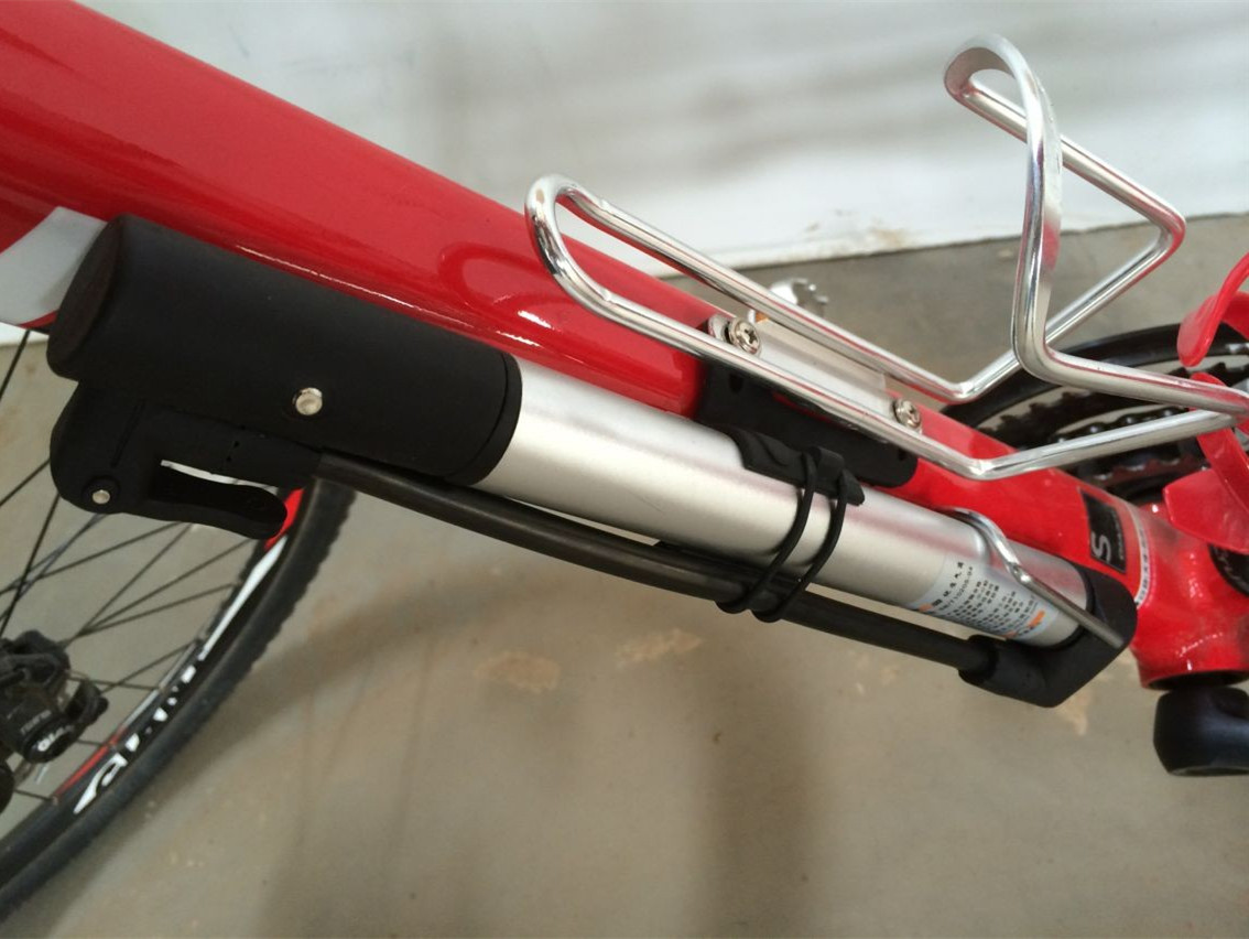 Pompe à vélo - Ref 2397219 Image 4