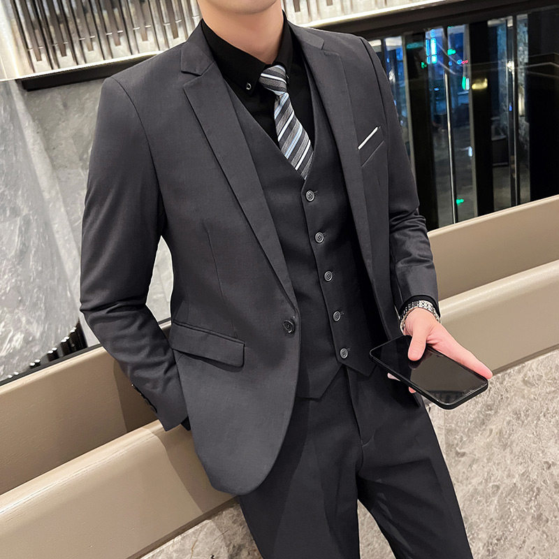 306P145 新款西装三件套新郎西服工作服大码修身男士礼服图片