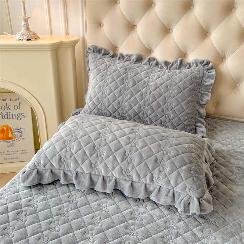 公主风纯色a类夹棉牛奶绒枕套