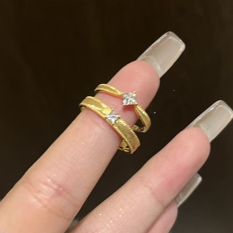 小众设计师款拉丝单钻戒指女Vintage古法素圈轻奢精致方钻指环