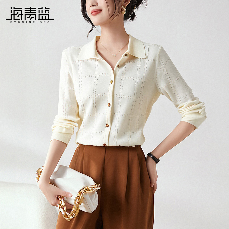 海青蓝早秋穿搭针织衫