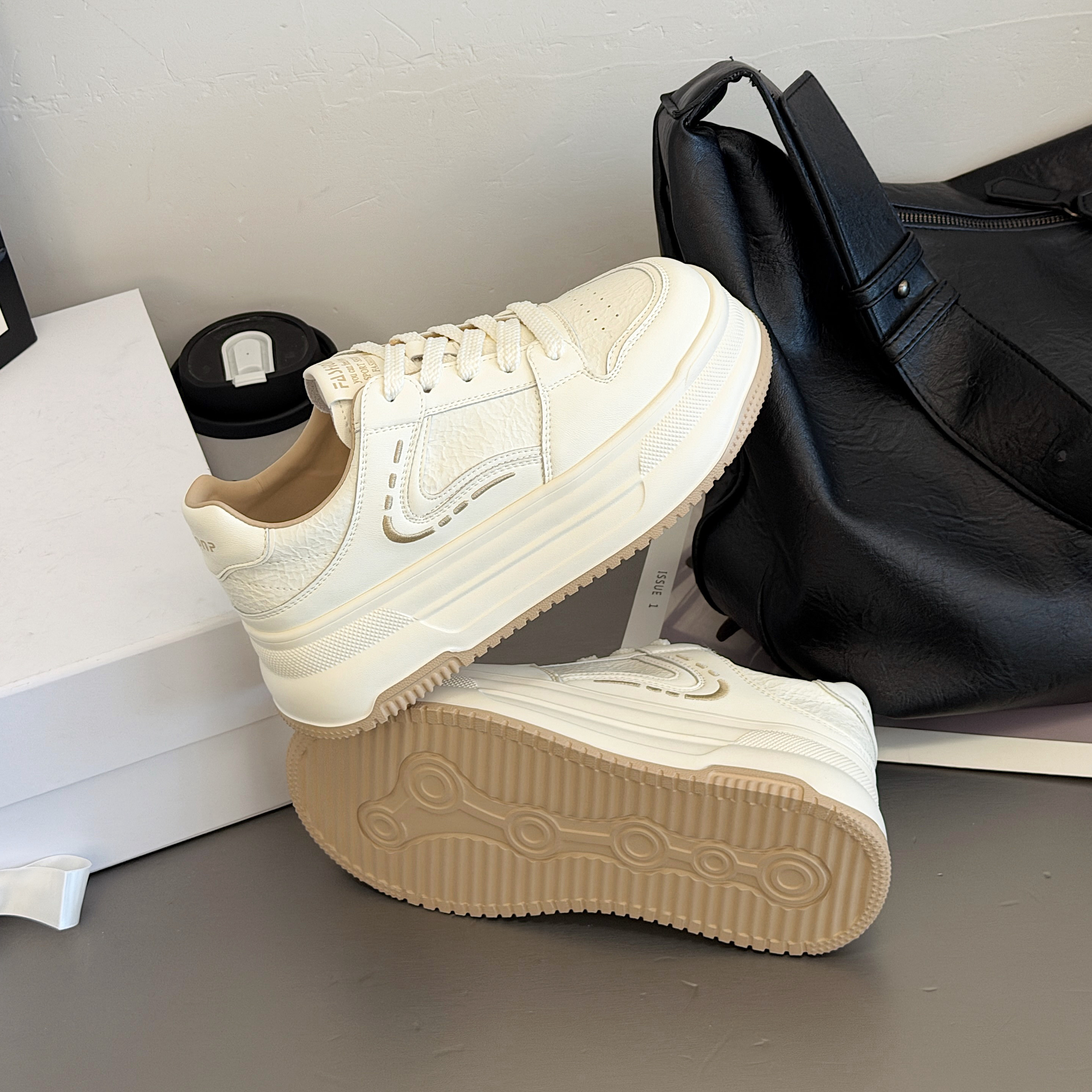 真皮厚底5cm轻便小白鞋女2026春季新款运动休闲透气圆头百搭板鞋,女鞋,休闲板鞋,淘宝优惠券,粉丝福利购,淘宝优惠卷